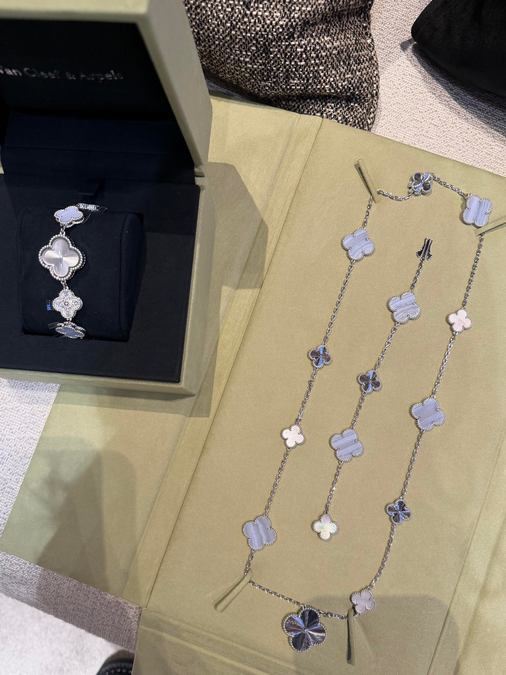 [[⭐DORISW] ] 25 NEUE KLEE 15 MOTIVE LILA CHALCEDON