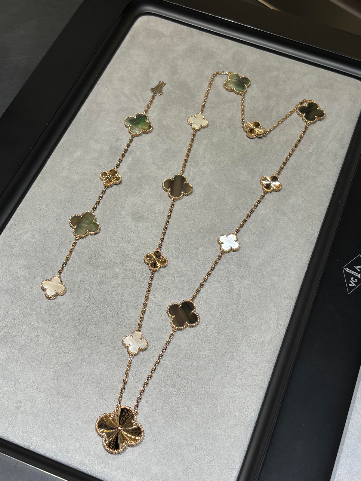 [[⭐DORISW] ] 25 NEW CLOVER 15 MOTIFS GRAY MOTHER-OF-PEARL