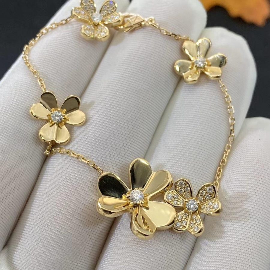 [⭐DORISW] FRIVOLE GOLD-ARMBAND MIT 5 BLÜTEN