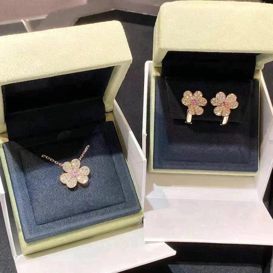 [⭐DORISW] FRIVOLLE HALSKETTE MIT ROSEGOLD-BLÜTE UND DIAMANT