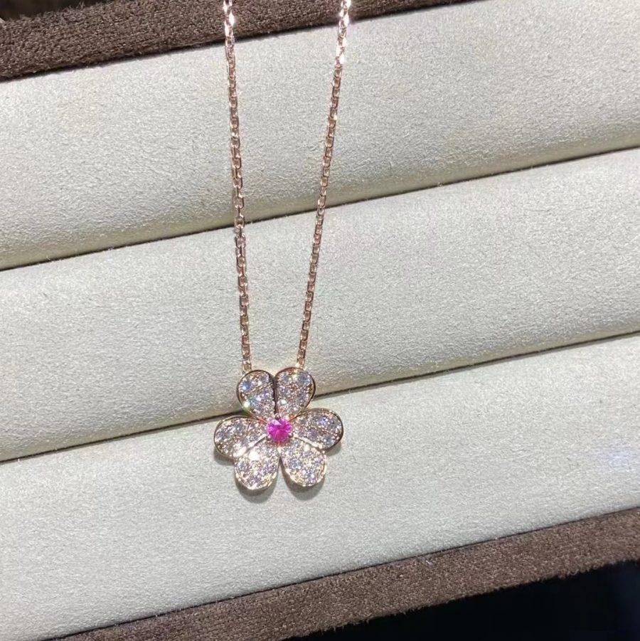 [⭐DORISW] FRIVOLLE HALSKETTE MIT ROSEGOLD-BLÜTE UND DIAMANT