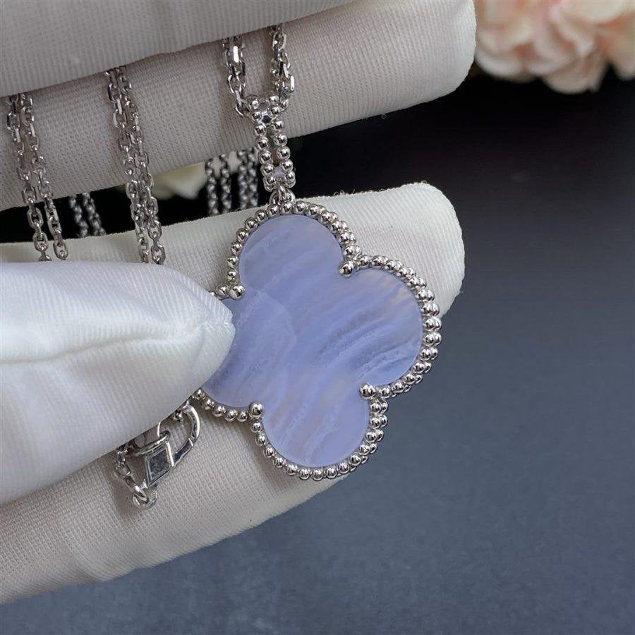 [⭐DORISW] CLOVER SILBER CHALCEDON GROSSE KLEEBLATT-HALSKETTE