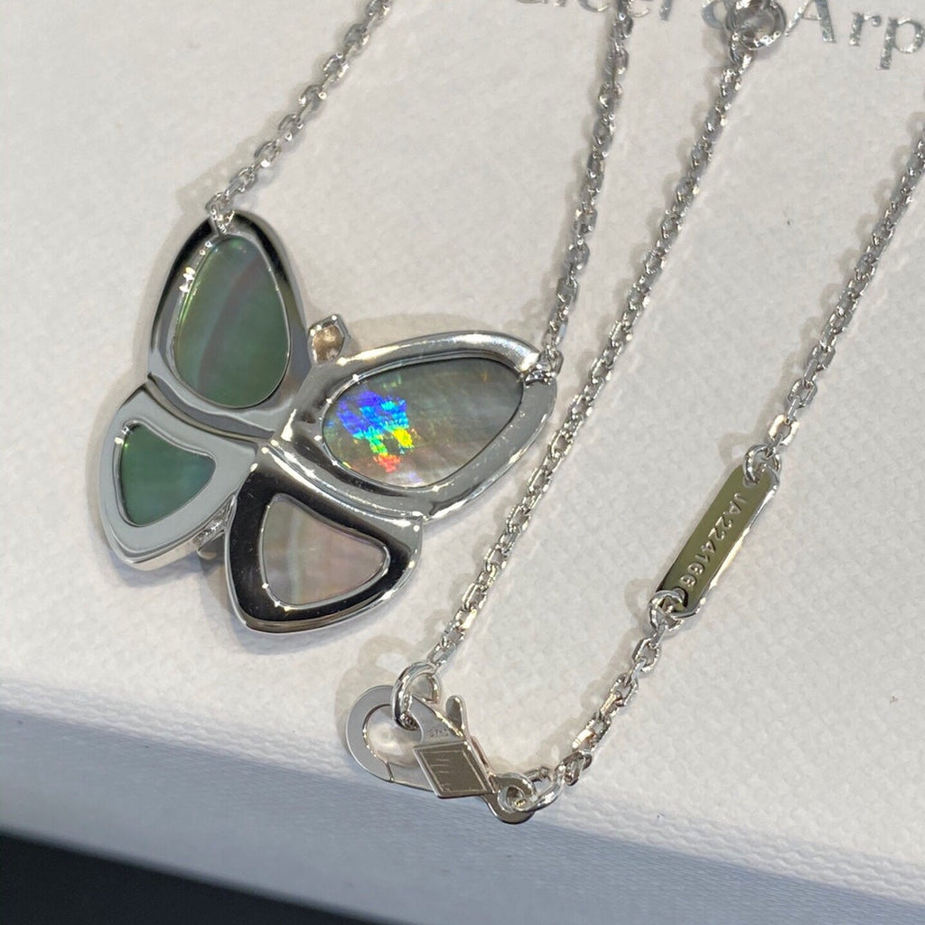 [⭐DORISW] LARGE BUTTERFLY SILVER PENDANT DIAMOND NECKLACE