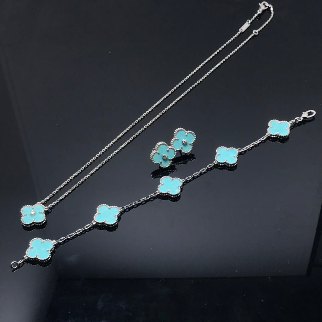 [⭐DORISW] クローバー 1ダイヤモンド ブルースカイ シルバーピアス