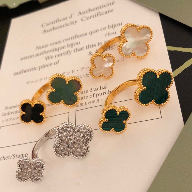 [⭐DORISW] CLOVER BETWEEN THE FINGER RING